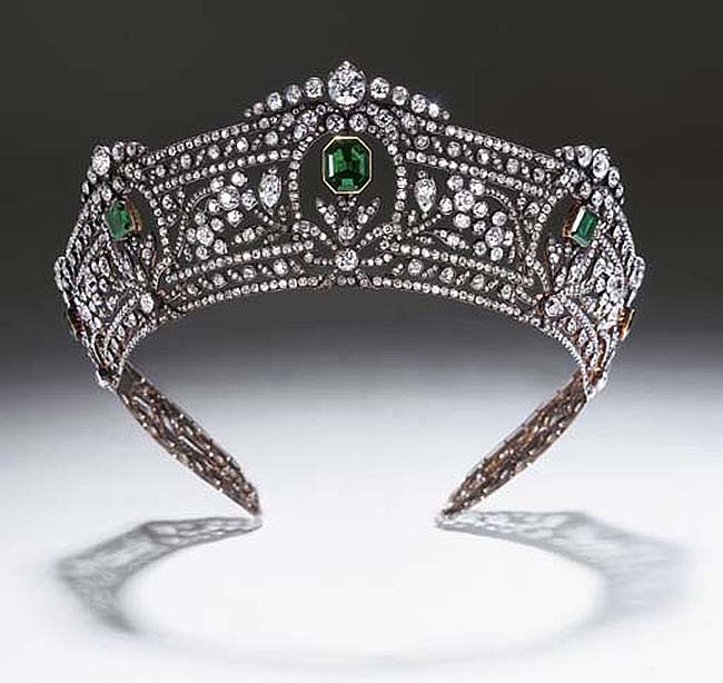 harcourt-emerald-tiara