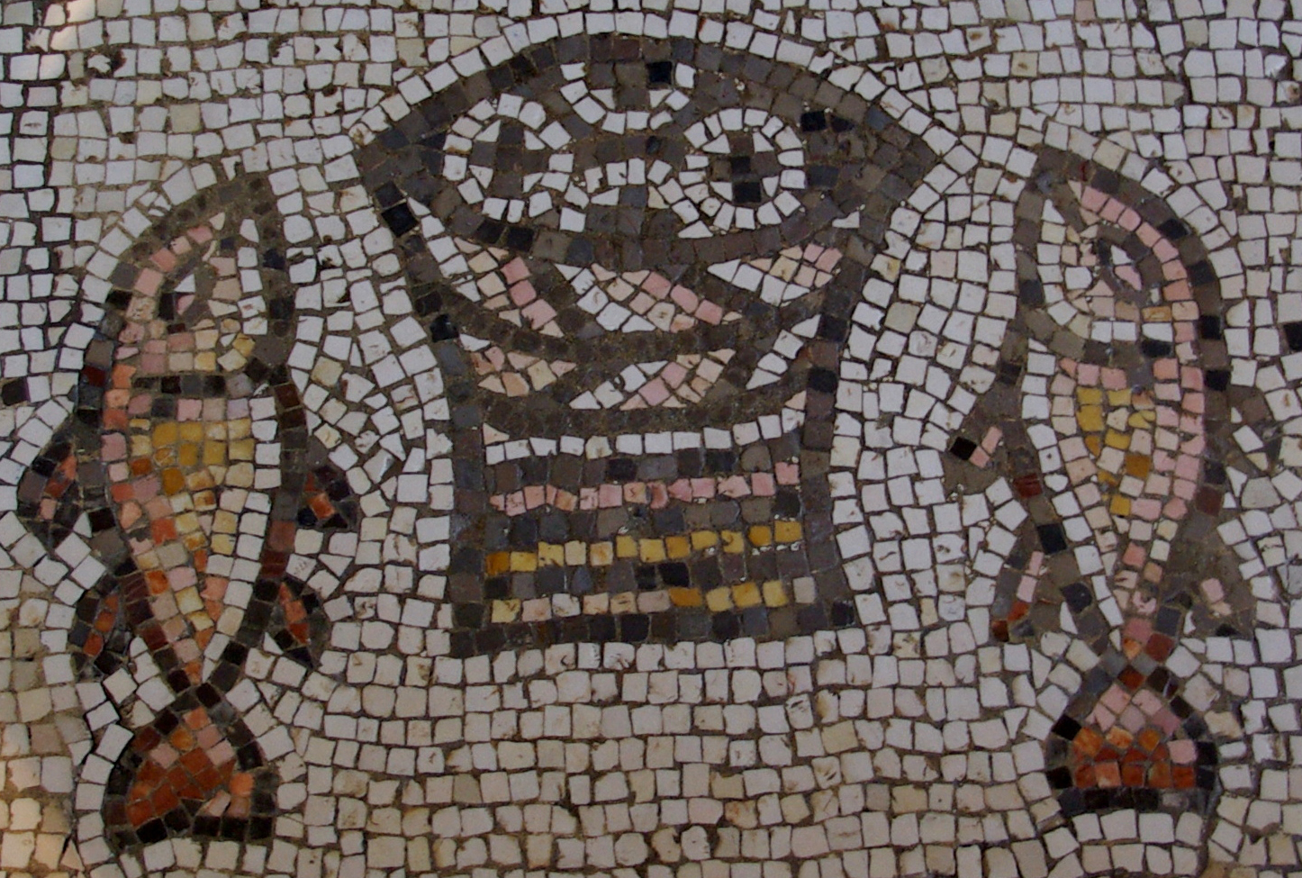mozaika tserkvi umnozheniya hlebov i ryb