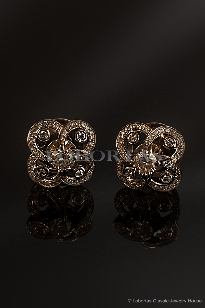 diamond-gold-stud-earrings-15-06-523.jpg