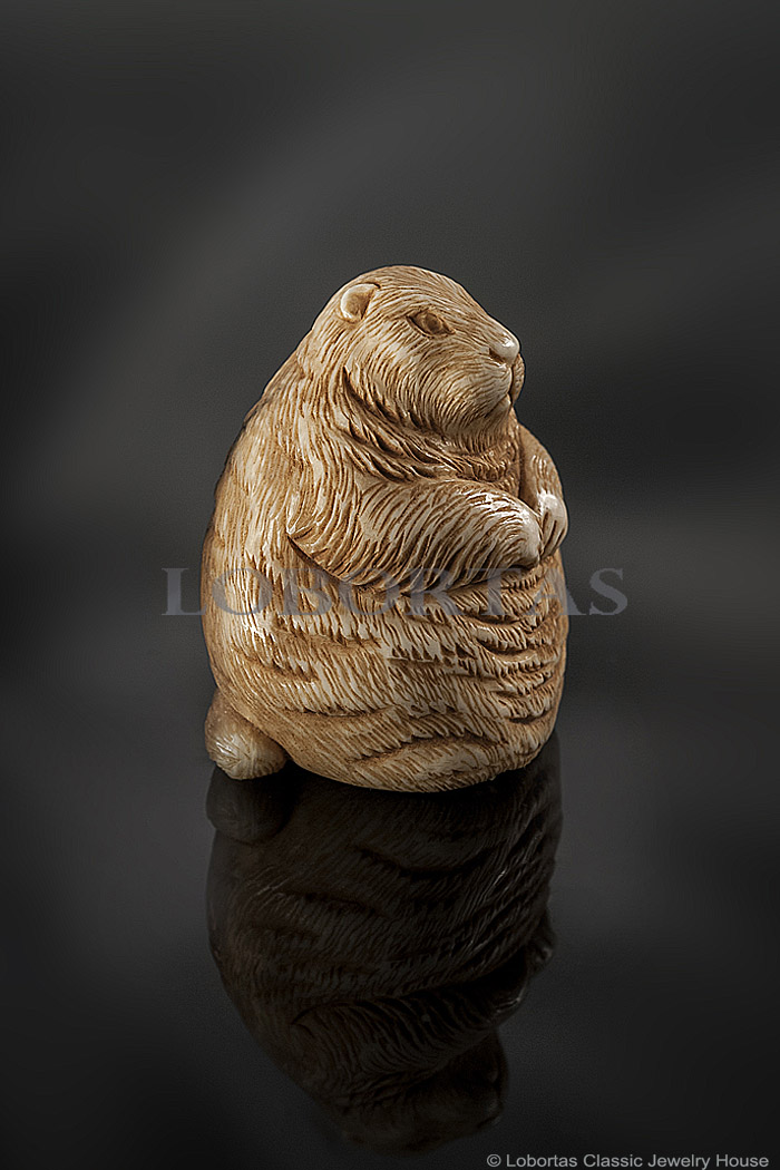 ivory-sculpture-hamster-190613-3-2.jpg