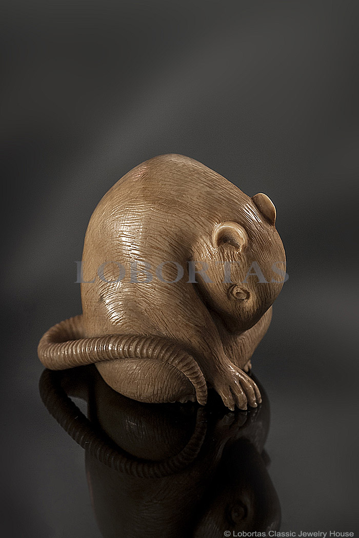 ivory-sculpture-rat-190613-4-1.jpg