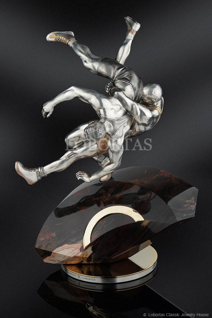dynamic-sculpture-freestyle-wrestling-19-12-850-1.jpg