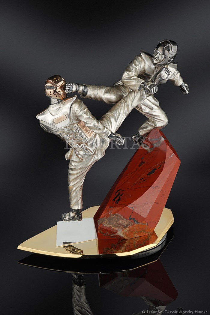 dynamic-sculpture-taekwondo-22-04-145-2.jpg