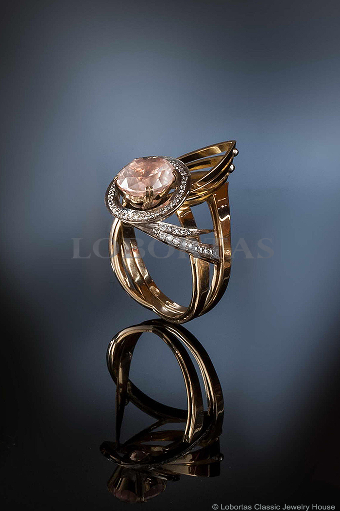 pink-quartz-diamond-gold-ring-14032504.jpg