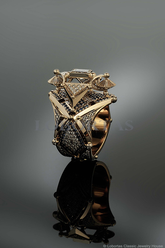 1-diamond-sapphire-gold-ring-667526.jpg