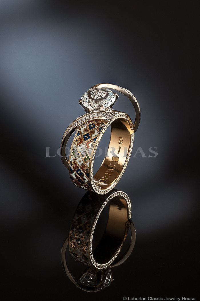 enamel-diamond-topaz-gold-ring-16-09-580-1.jpg